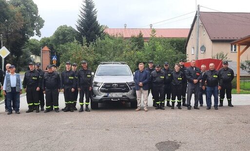 Uroczyste przekazanie lekkiego samochodu ratowniczo-operacyjnego dla OSP